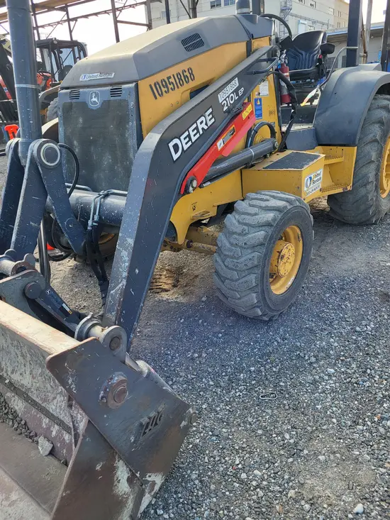2019 John Deere 210L EP Wheel Loader