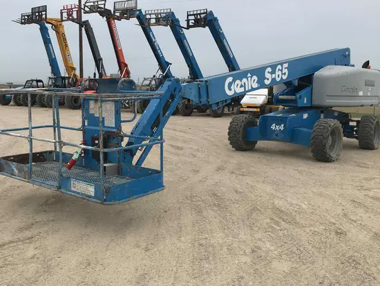 2012 Genie S-65 Boom Lift