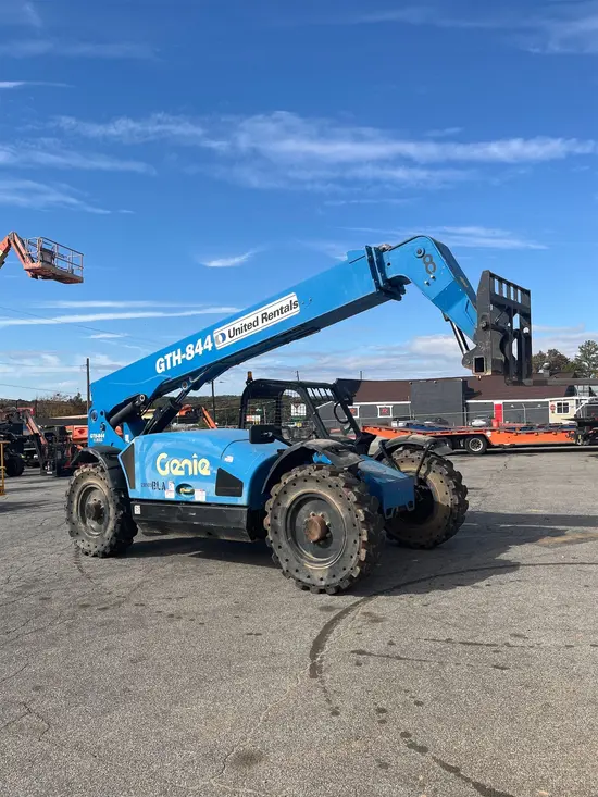 2016 Genie GTH-844 Forklift