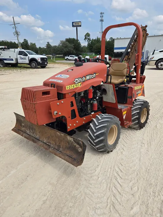 2018 Ditch Witch RT45 Ride-On Trencher
