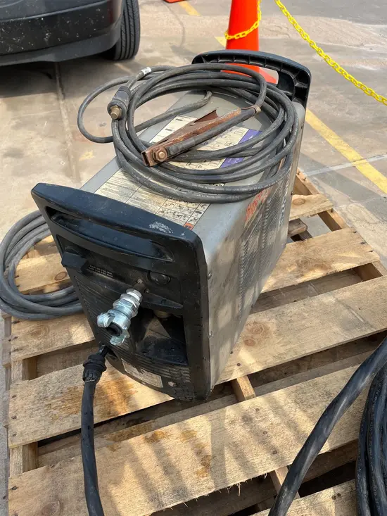 2017 HYPERTHERM POWERMAX 125 Welder