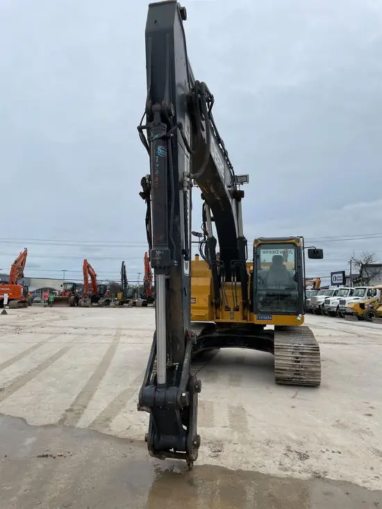 2019 John Deere 245G LC Excavator