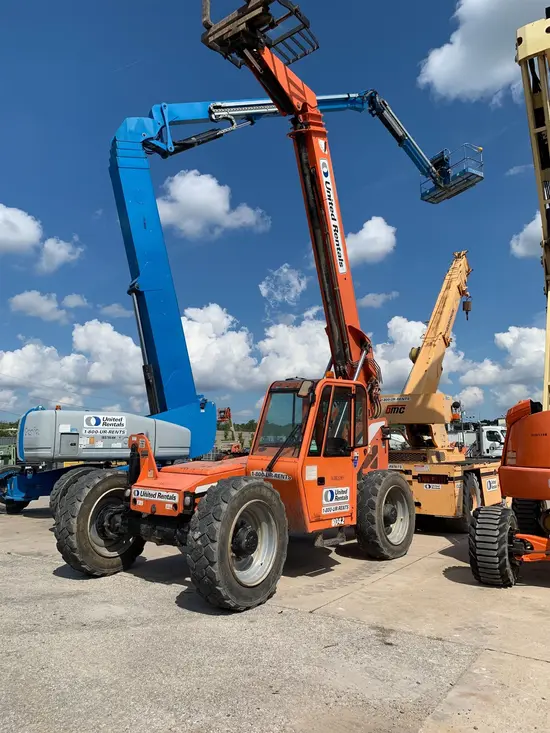 2015 SKYTRAK 8042 Forklift