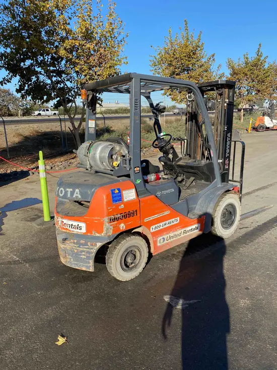 2017 Toyota 8FGU25 Warehouse Forklift