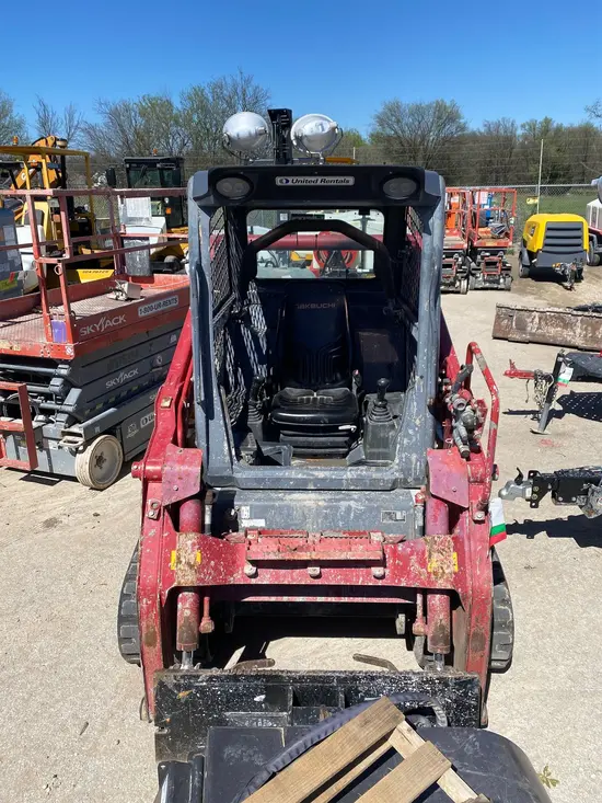 2017 Takeuchi TL10V2-R Track Loader