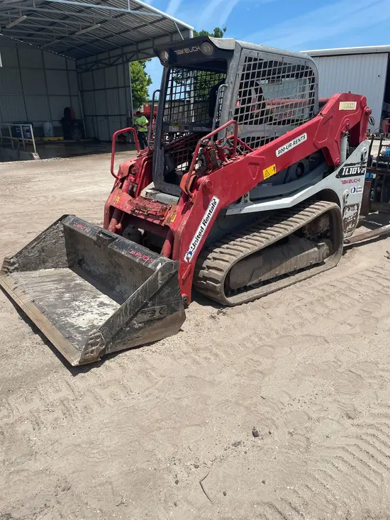 2018 Takeuchi TL10V2-R Track Loader