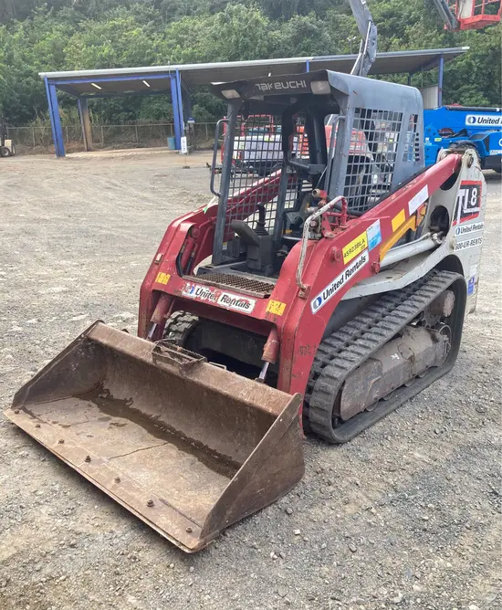 2017 Takeuchi TL8RW Track Loader