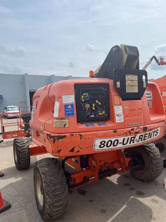 2015 JLG 400S Boom Lift