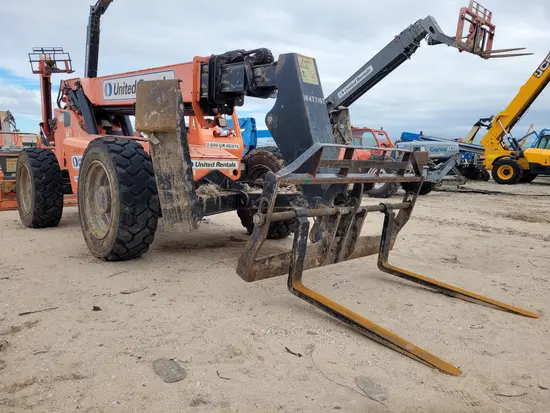 2016 SKYTRAK 10054 Forklift