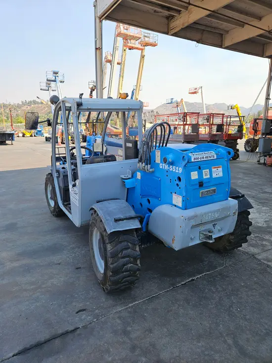 2014 Genie GTH-5519 Forklift