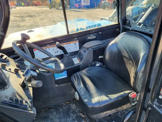 2016 Genie GTH-1056 Forklift
