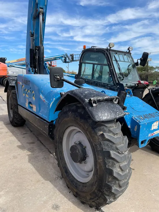 2015 Genie GTH-844 Forklift