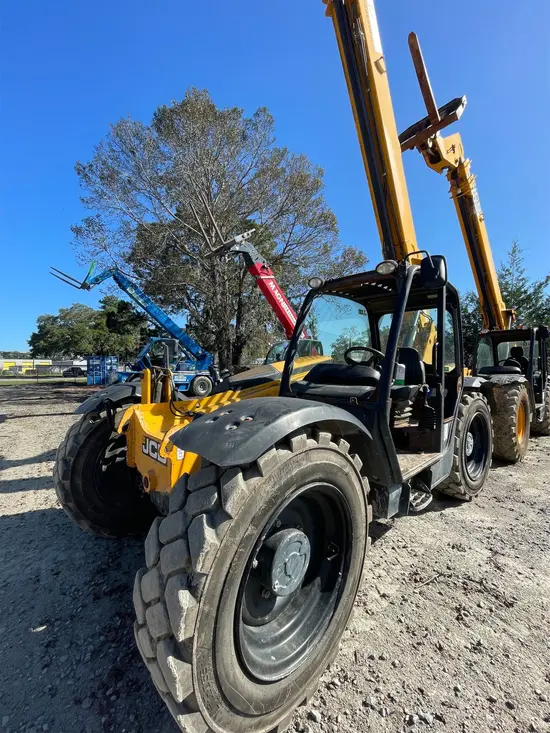 2014 JCB 507-42 Forklift