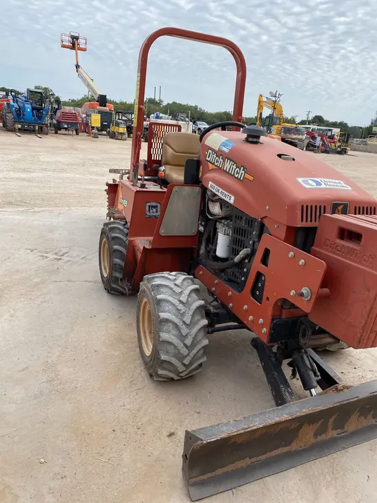 2018 Ditch Witch RT45 Ride-On Trencher