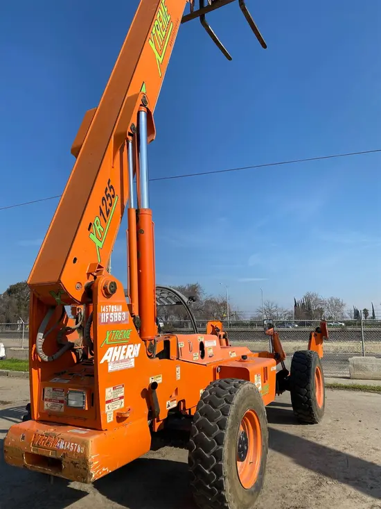 2014 XTREME XR1255 Forklift