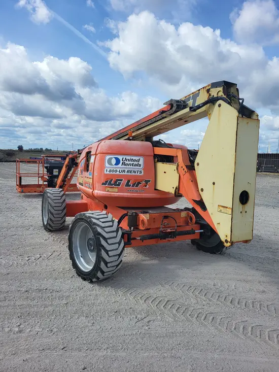 2015 JLG 600AJ Articulating Boom Lift