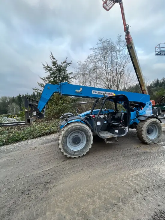 2016 Genie GTH-844 Forklift