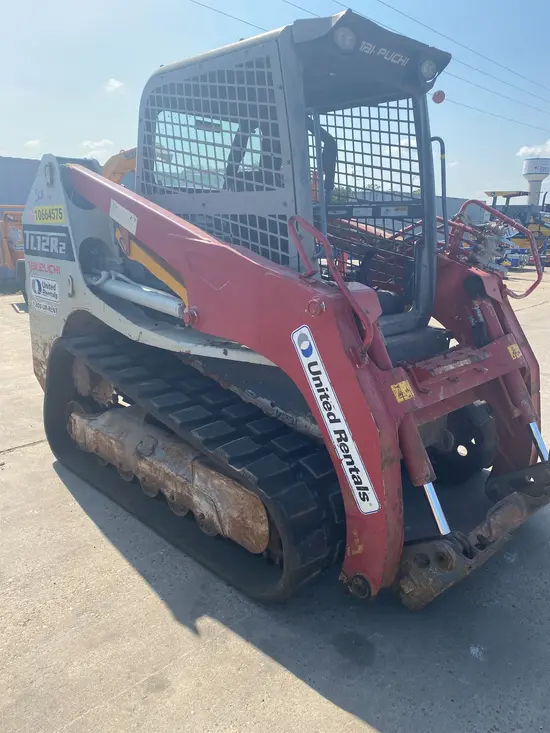 2017 Takeuchi TL12R2-R Track Loader