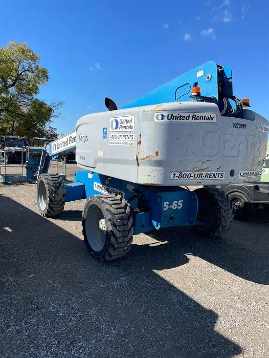 2014 Genie S-65 Boom Lift