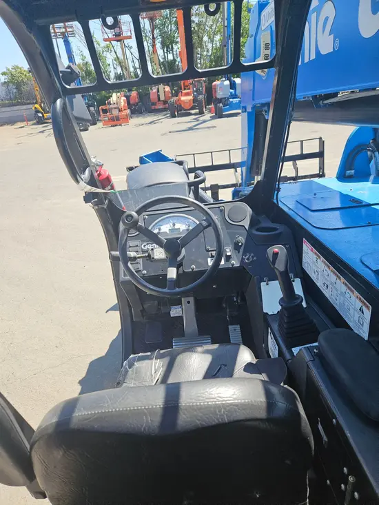 2016 Genie GTH-1056 Forklift