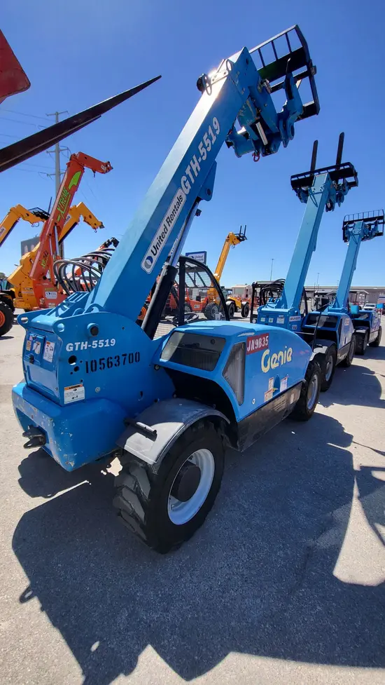 2017 Genie GTH-5519 Forklift