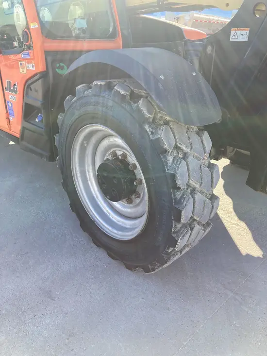 2016 JLG 1055 Forklift