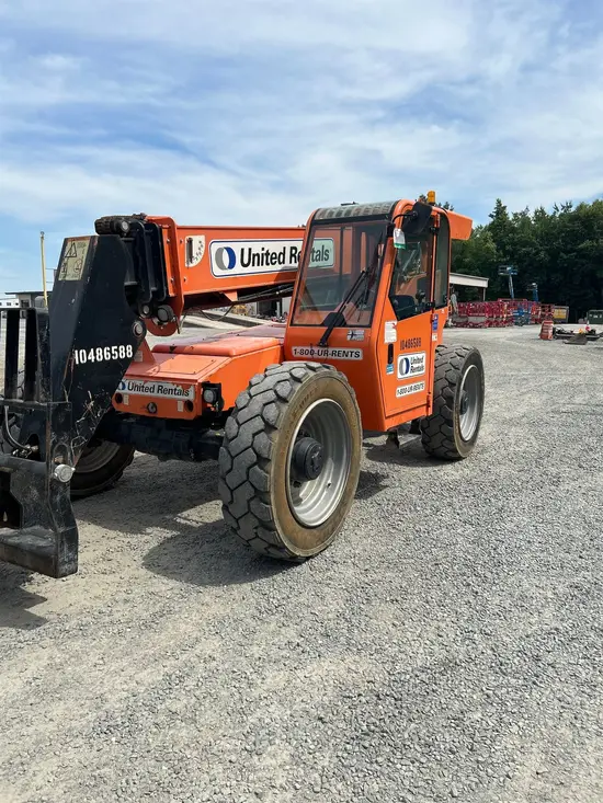 2016 SKYTRAK 8042 Forklift