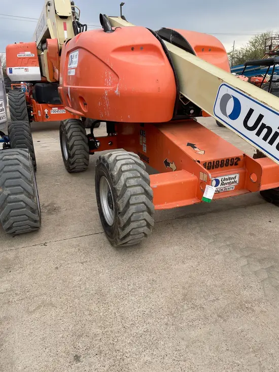 2013 JLG 400S Boom Lift