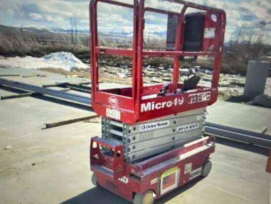 2018 MEC MICRO 19 Scissor Lift