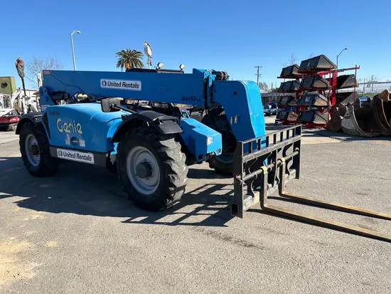 2015 Genie GTH-844 Forklift