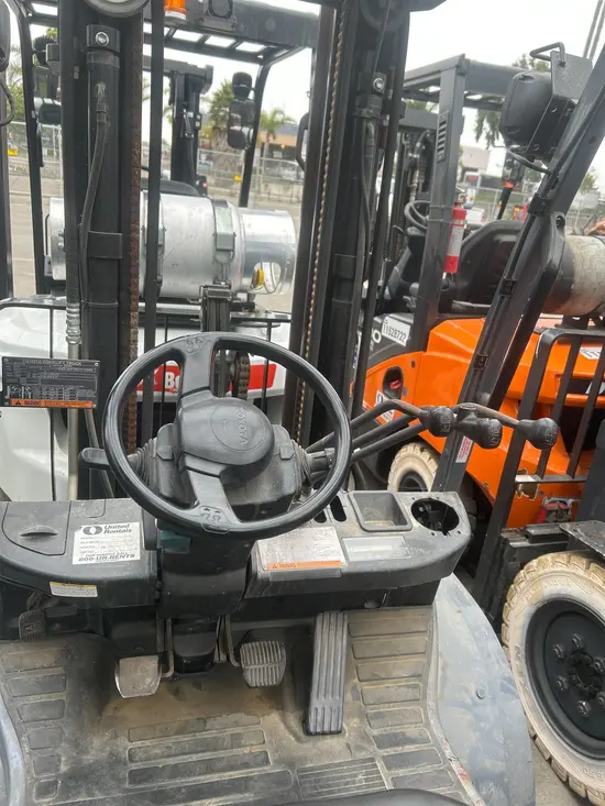 2019 Toyota 8FGU25 Warehouse Forklift