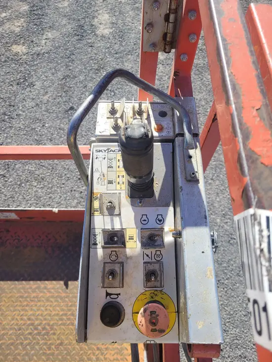 2017 Skyjack SJ6832RT Rough Terrain Scissor Lift