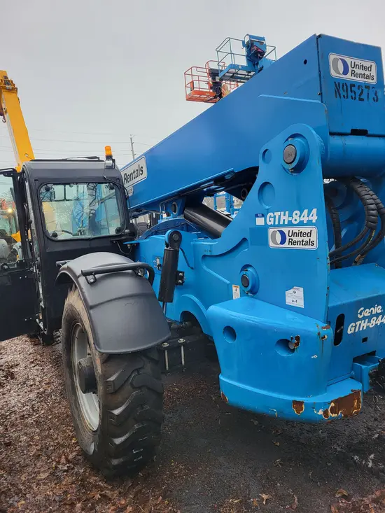 2016 Genie GTH-844D Forklift