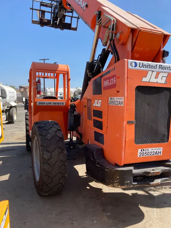 2018 SKYTRAK 6036 Forklift