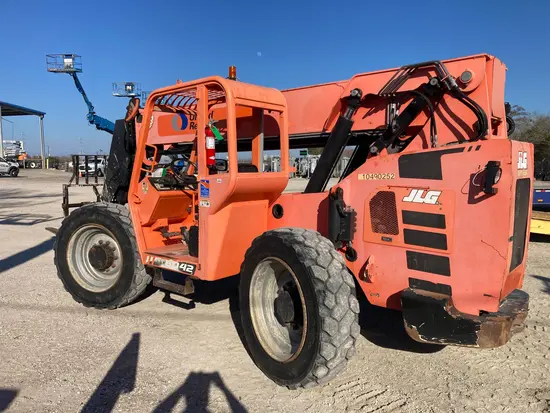 2016 SKYTRAK 6042 Forklift