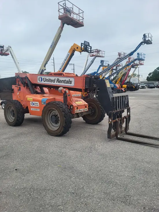 2016 SKYTRAK 6042 Forklift