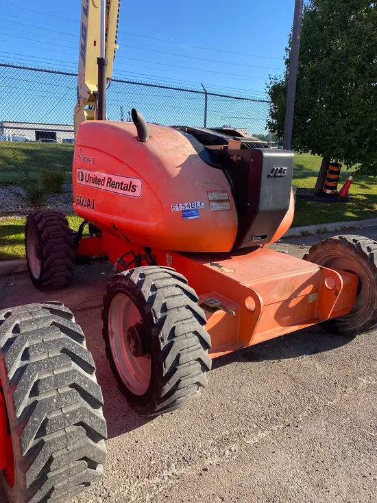 2013 JLG 600AJ Articulating Boom Lift
