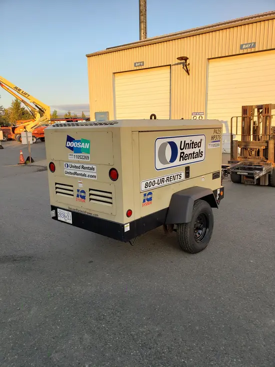 2020 Doosan P425/HP375EXT4I Air Compressor