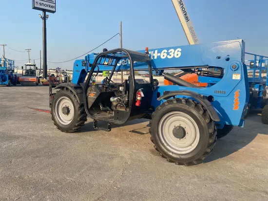 2015 Genie GTH-636 Forklift
