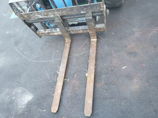 2017 Genie GTH-5519 Forklift