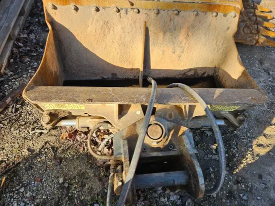2015 STRICKLAND SVL-60" DX140 Attachment