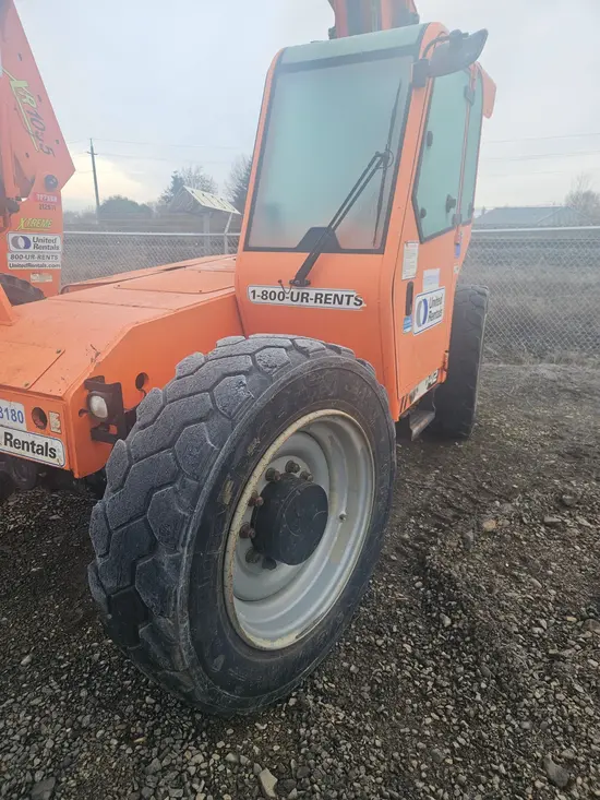 2017 SKYTRAK 6042 Forklift