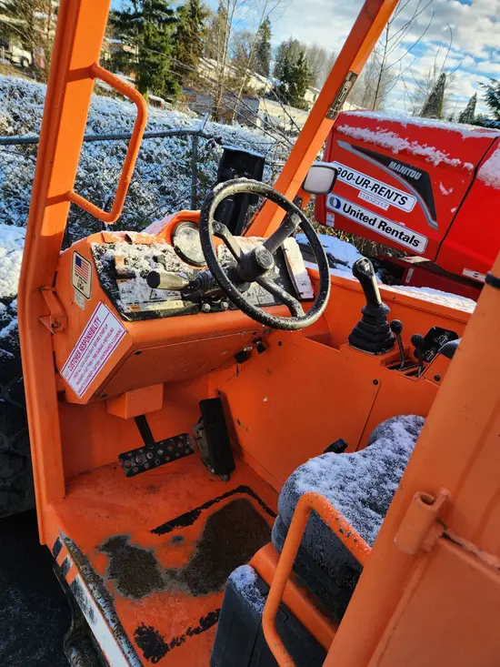 2017 SKYTRAK 10054 Forklift