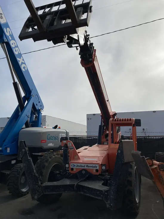 2017 SKYTRAK 10054 Forklift
