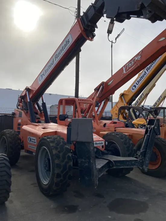 2017 SKYTRAK 10054 Forklift