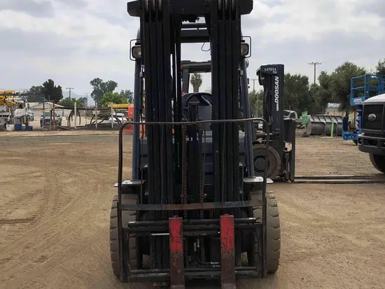 2015 Toyota 8FGU30 Warehouse Forklift