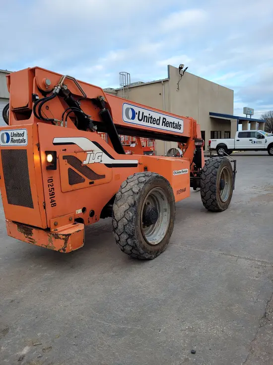 2014 SKYTRAK 6042 Forklift