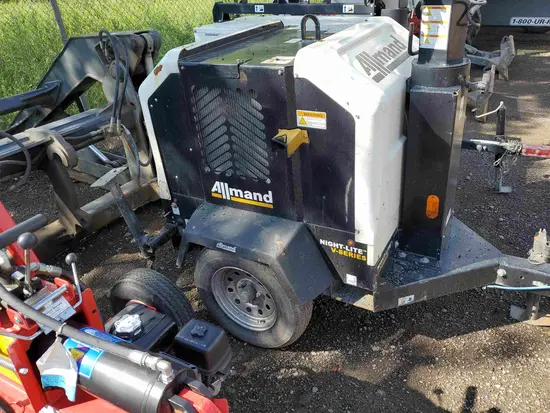 2017 Allmand NIGHT-LITE PRO Towable Light Tower