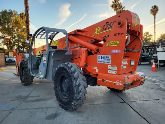2017 XTREME XR1255 Forklift