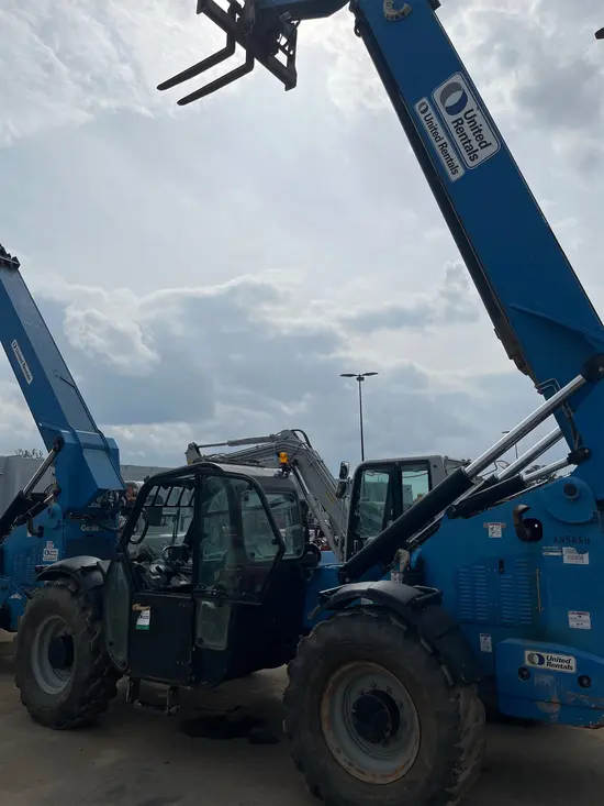 2016 Genie GTH-1056 Forklift